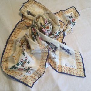 Vintage Oscar de la Renta floral 100% silk scarf ~30.5" square Japan  (L4)